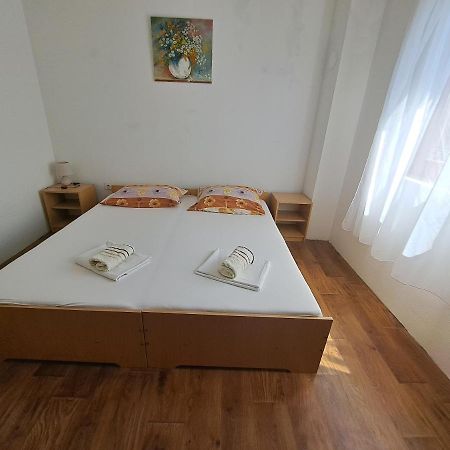 Kuca Za Odmor Dolovi Golubic (Zadar) Exterior foto