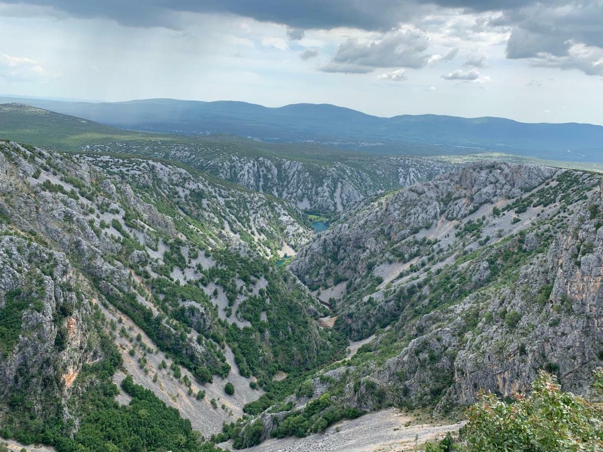 Kuca Za Odmor Dolovi Golubic (Zadar) Exterior foto